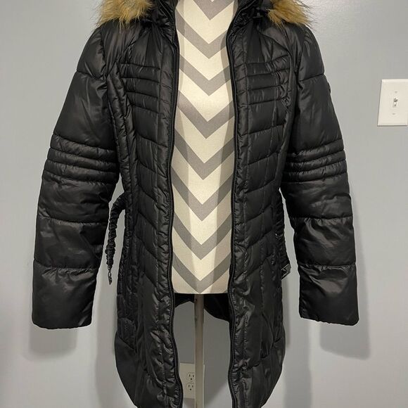 Guess Coat - Picture 11 of 11